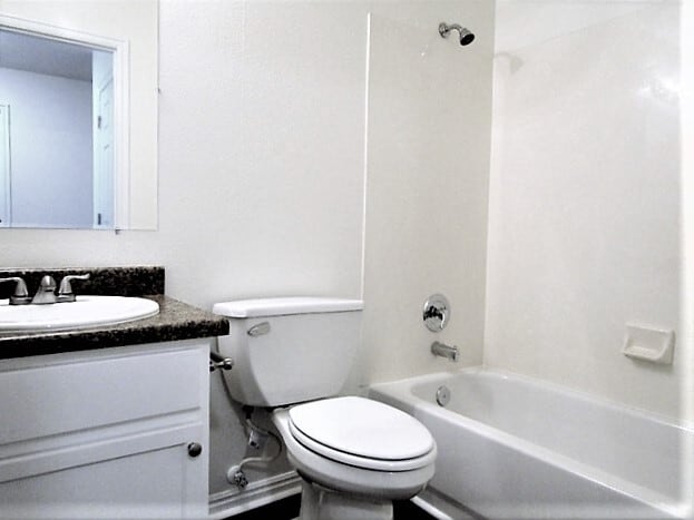 Building Photo - 1610 W 300 S