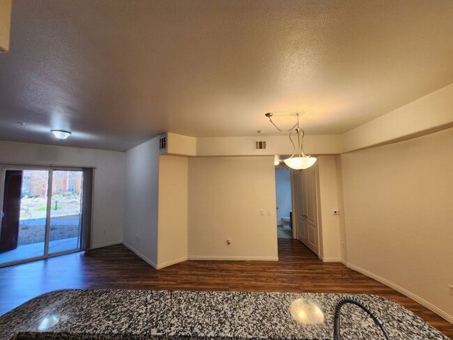 Building Photo - 44 E Serene Ave