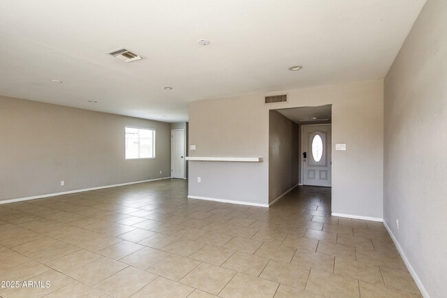 Building Photo - 7601 N 41st Ave