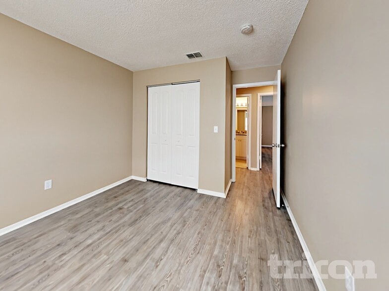 Building Photo - 4713 N Dawnmeadow Ct