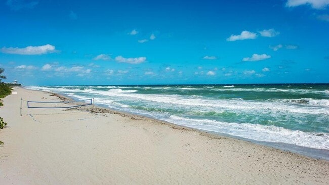 Building Photo - 401 NE 10th Terrace