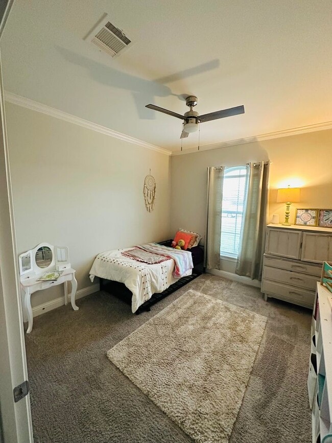 Building Photo - 806 Abita Chase