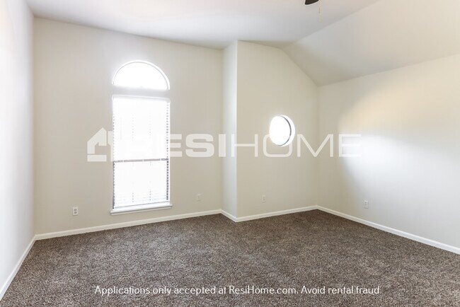 Building Photo - Home for Rent