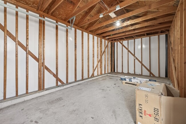 Building Photo - 18743 S Lyford Dr