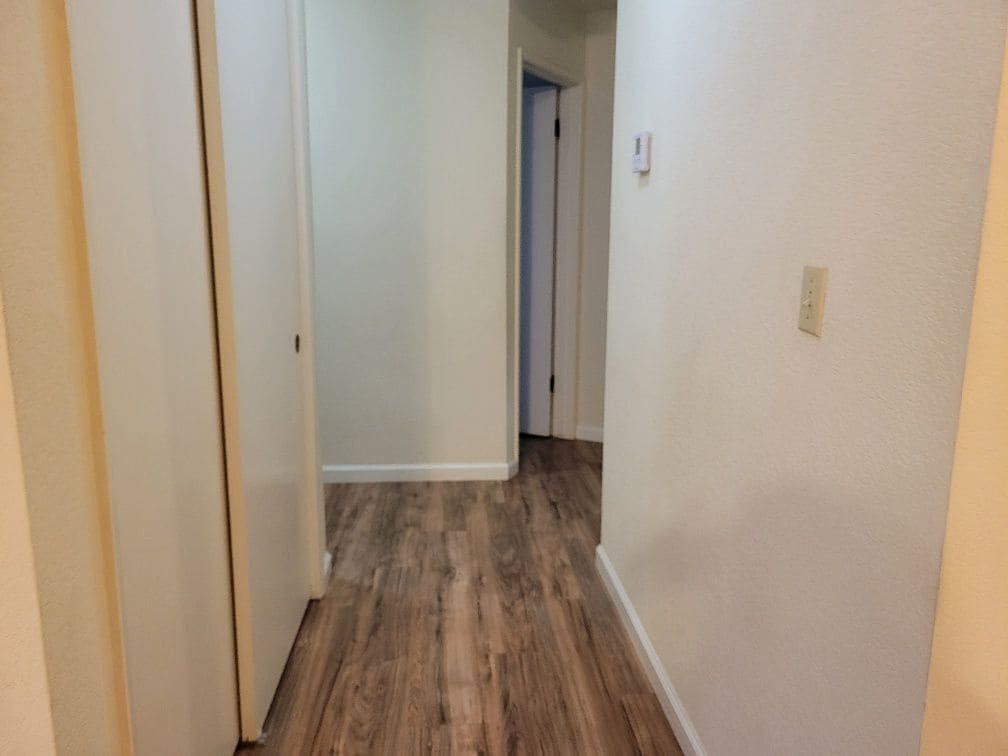 Building Photo - 1812 College Greens Dr
