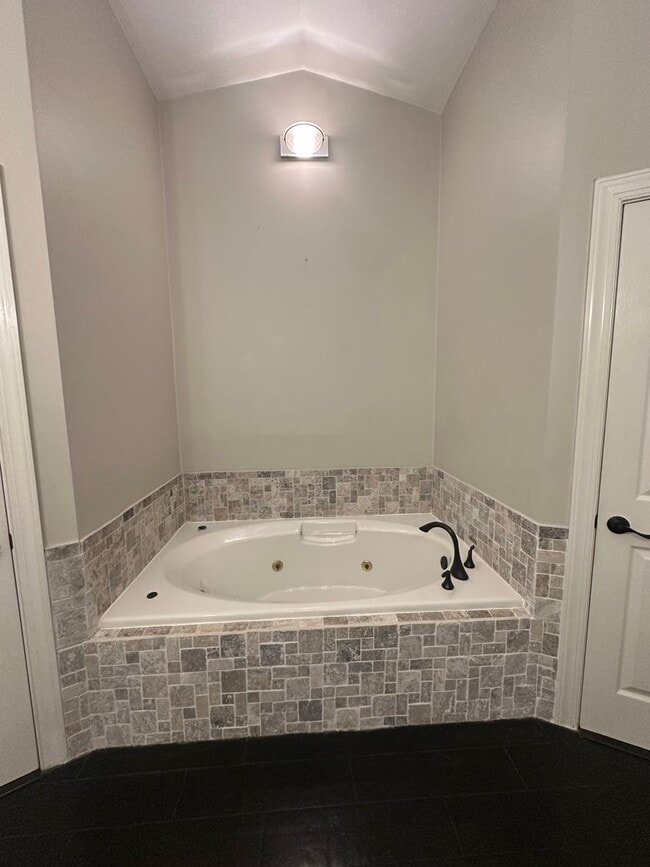 Building Photo - Killearn Pebble Creek HOA Community 2/2 Single family home Available NOW