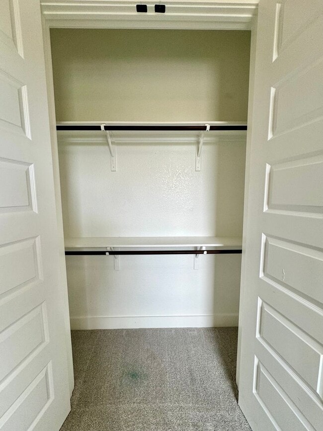 Building Photo - AVAILABLE NOW! One-of-a-Kind Luxury Estate | 5BD/3BA on 2 Acres in Liberty Hill!