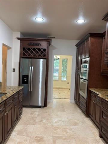 Building Photo - 508 Briar Oaks Dr