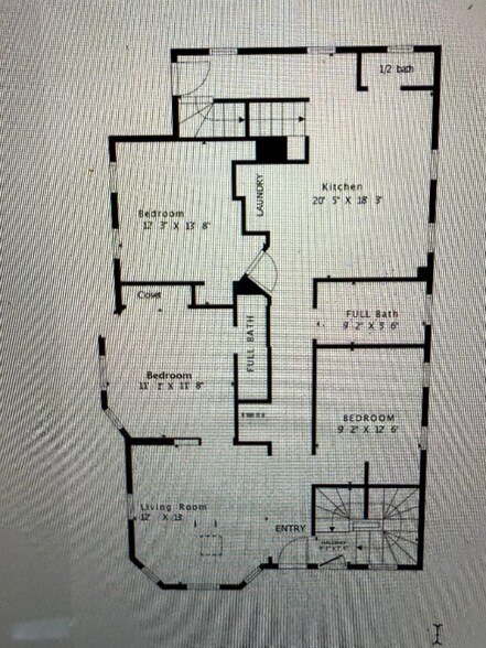 Building Photo - 10 Bigelow St