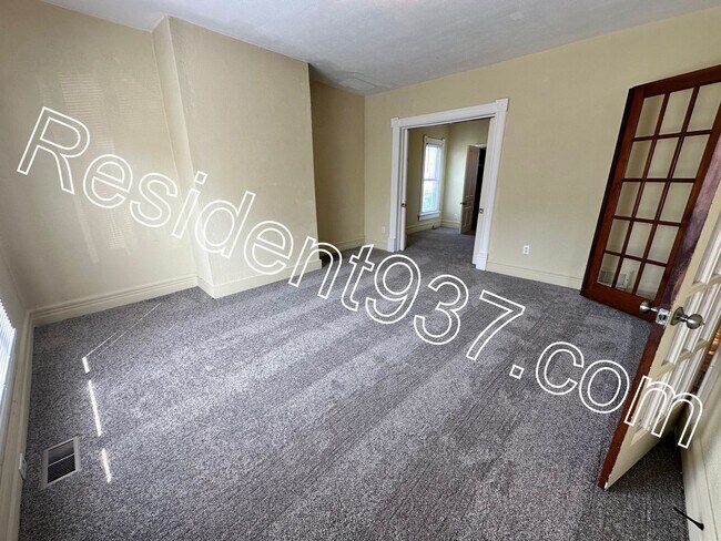 Building Photo - 2 Bed 2 Bath home