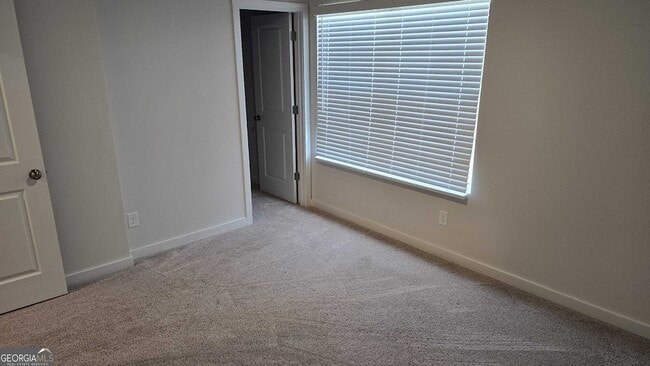 Building Photo - 17 Founders Dr