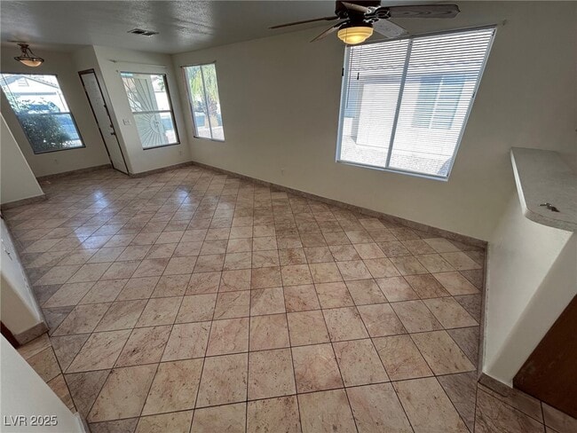 Building Photo - 625 Carlos Julio Ave