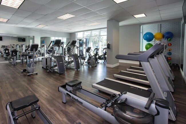 Building Photo - 3160 5th Avenue North, Unit 1