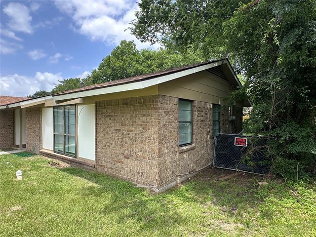 Building Photo - 12417 Spring Branch Dr