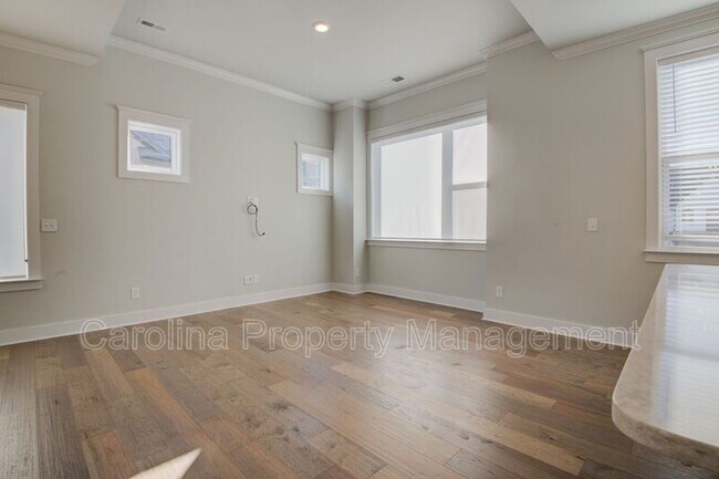 Building Photo - 5939 Ardrey Kell Rd