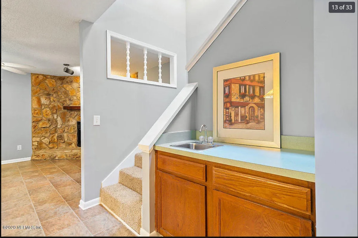 Building Photo - 11211 Windtree Dr