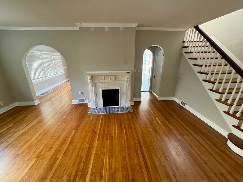 Building Photo - 1208 Audubon Pky