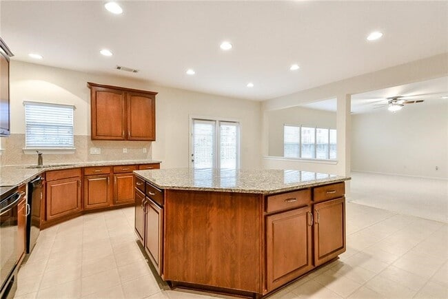 Building Photo - 3113 Normandy Ridge NW