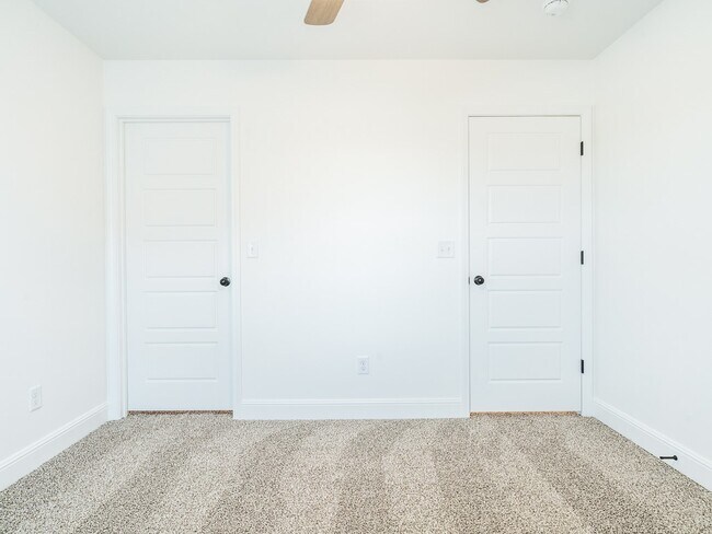 Building Photo - 2161 Wildflower Dr