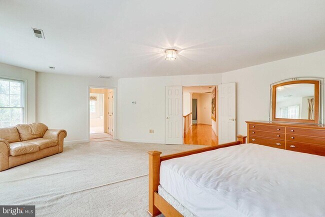 Building Photo - 1719 Strine Dr
