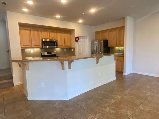 Building Photo - Dublin Ranch Village 2 bd / 2.5 bath