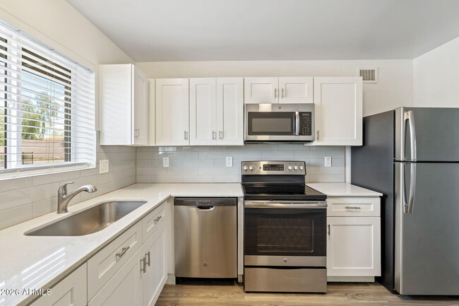 Building Photo - 1707 N 18th St