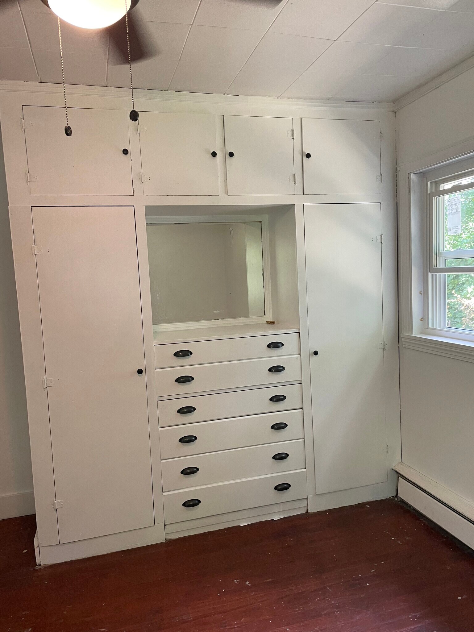 Built in storage in back bedroom - 35949 Hiawatha Blvd