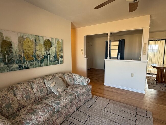 Building Photo - Wellston Property