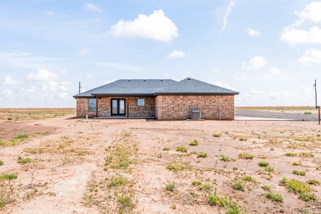 Building Photo - 10613 East C R 7400