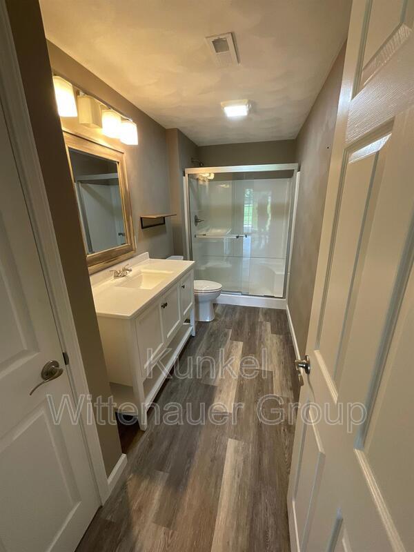Building Photo - 2244 Haverford Dr