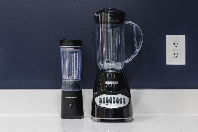 Building Photo - 1523 S East St