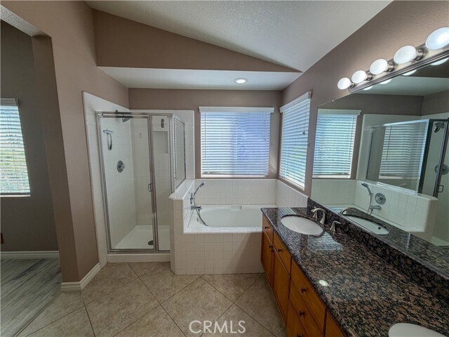 Building Photo - 821 N Siavohn Dr