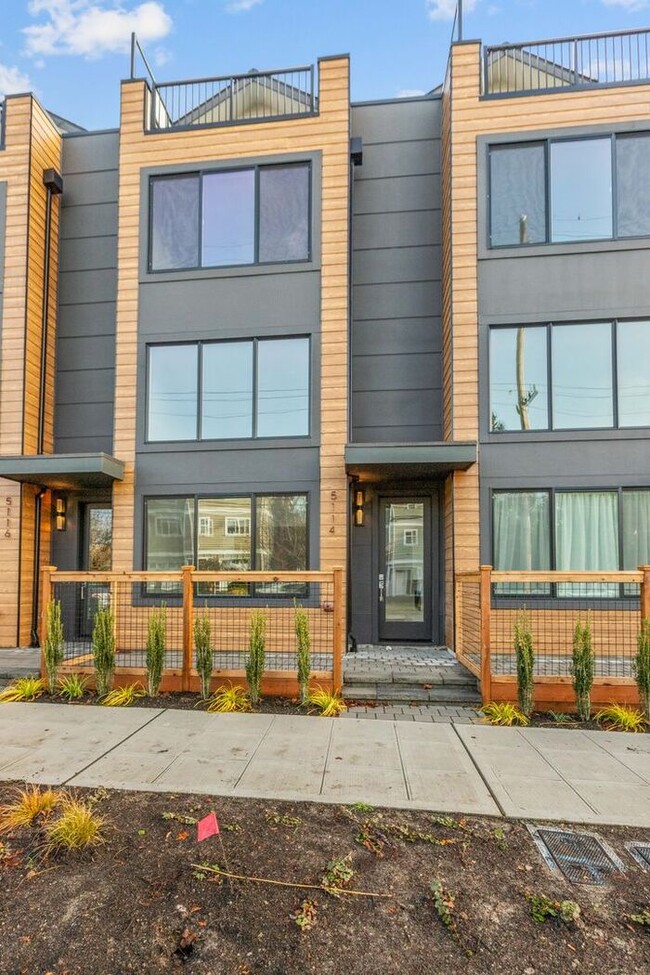 Primary Photo - Stunning Brand-New Ballard Townhome with A...