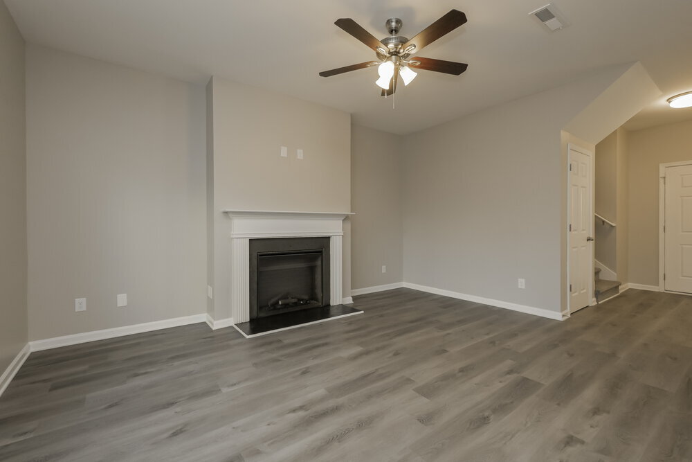 Building Photo - 100 Fairview Dr