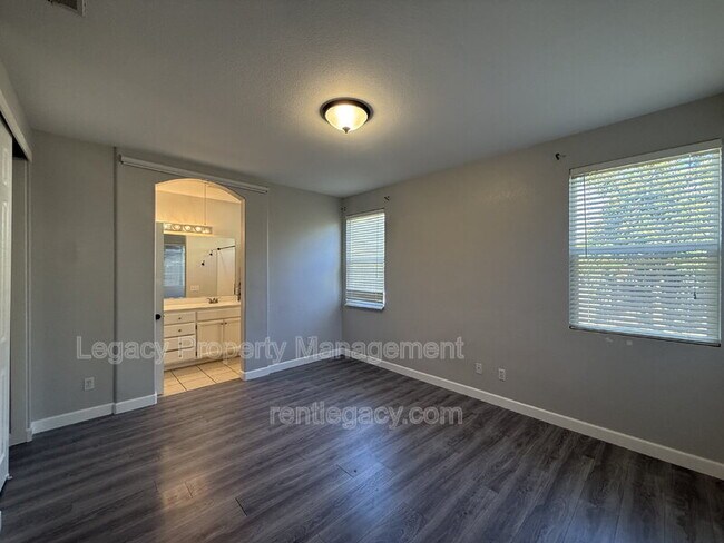 Building Photo - 3108 Tintorera Way