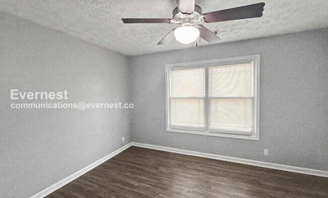 Building Photo - Modern Living in Saddle Bridge with Private Patio / 4 Beds and 2.5 Bath / Available Now!