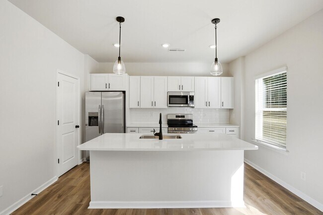 Building Photo - Brand New 4BR Home in The Pines at Paw Creek – Modern Design