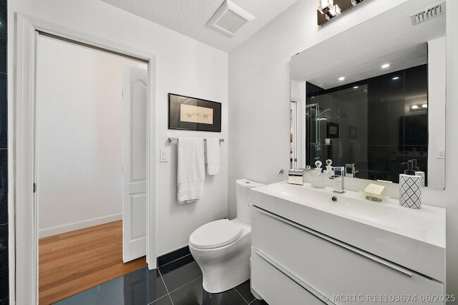 Building Photo - 11011 Legacy Dr