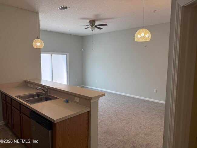 Building Photo - 7920 Merrill Rd