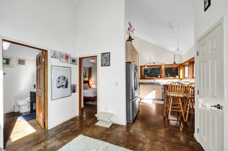 Building Photo - 2765 E 18th Ave