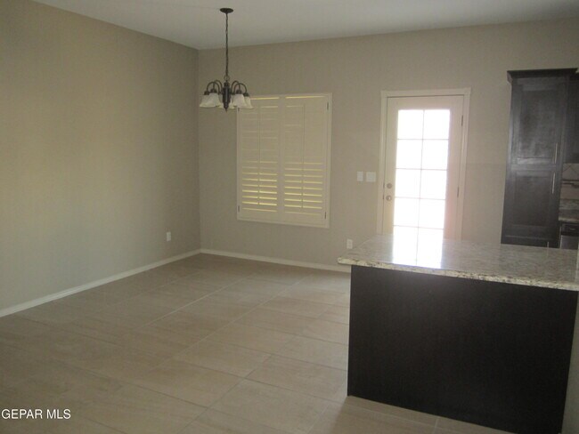Building Photo - 477 Prime Desert Dr