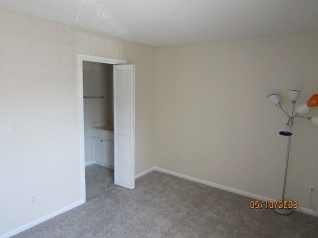 Building Photo - 6703 Jefferson Pl