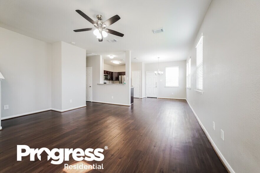 Building Photo - 21839 Octavia Way