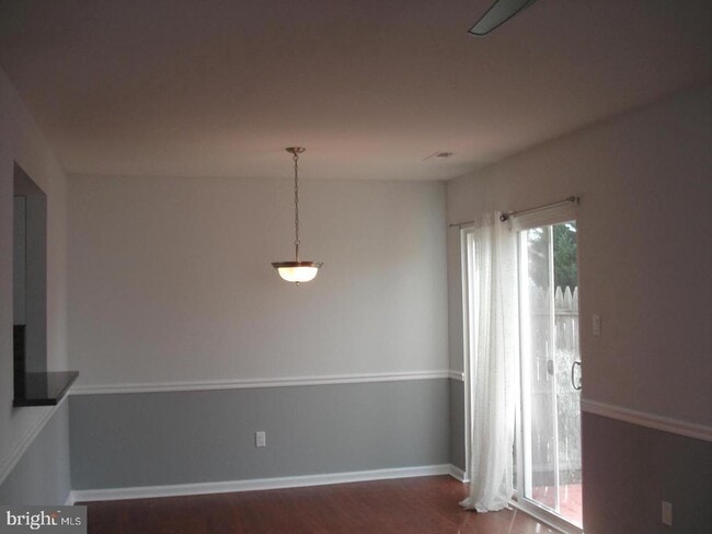 Building Photo - 7 Galaxy Ct