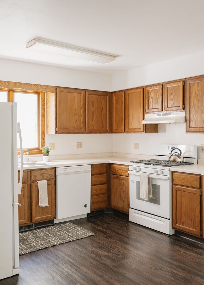 Building Photo - 3052 Acker St