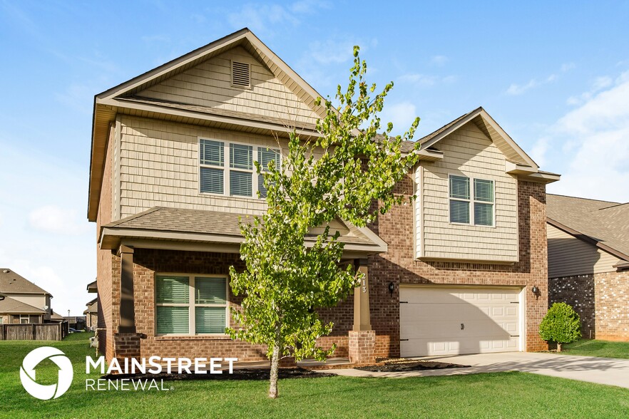 Building Photo - 213 Iron Cir