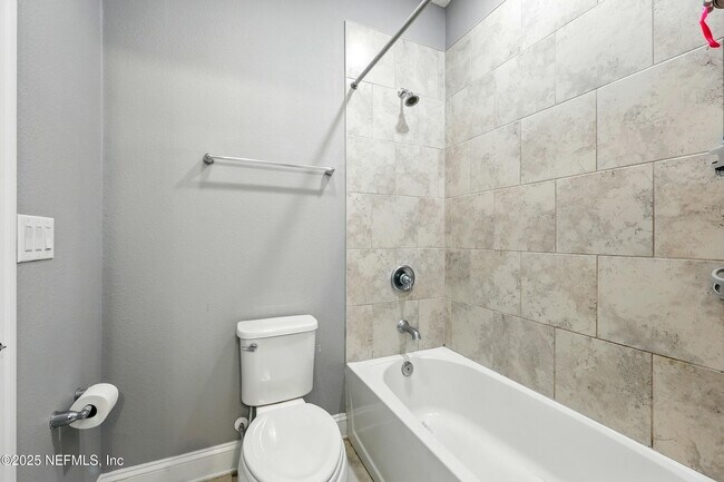 Building Photo - 474 Convex Ln
