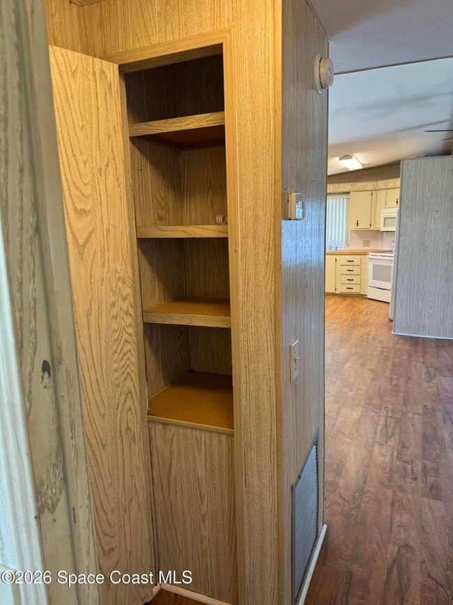 Building Photo - 1894 Coco Plum St NE