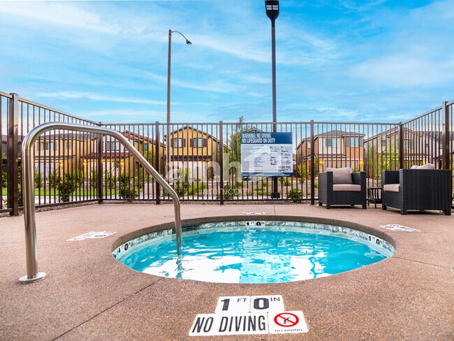 Building Photo - 8843 Brent Leaf Ave