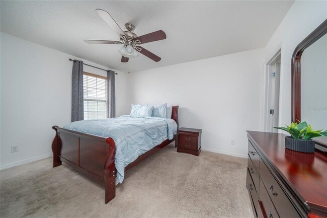 Building Photo - 212 Primrose Dr